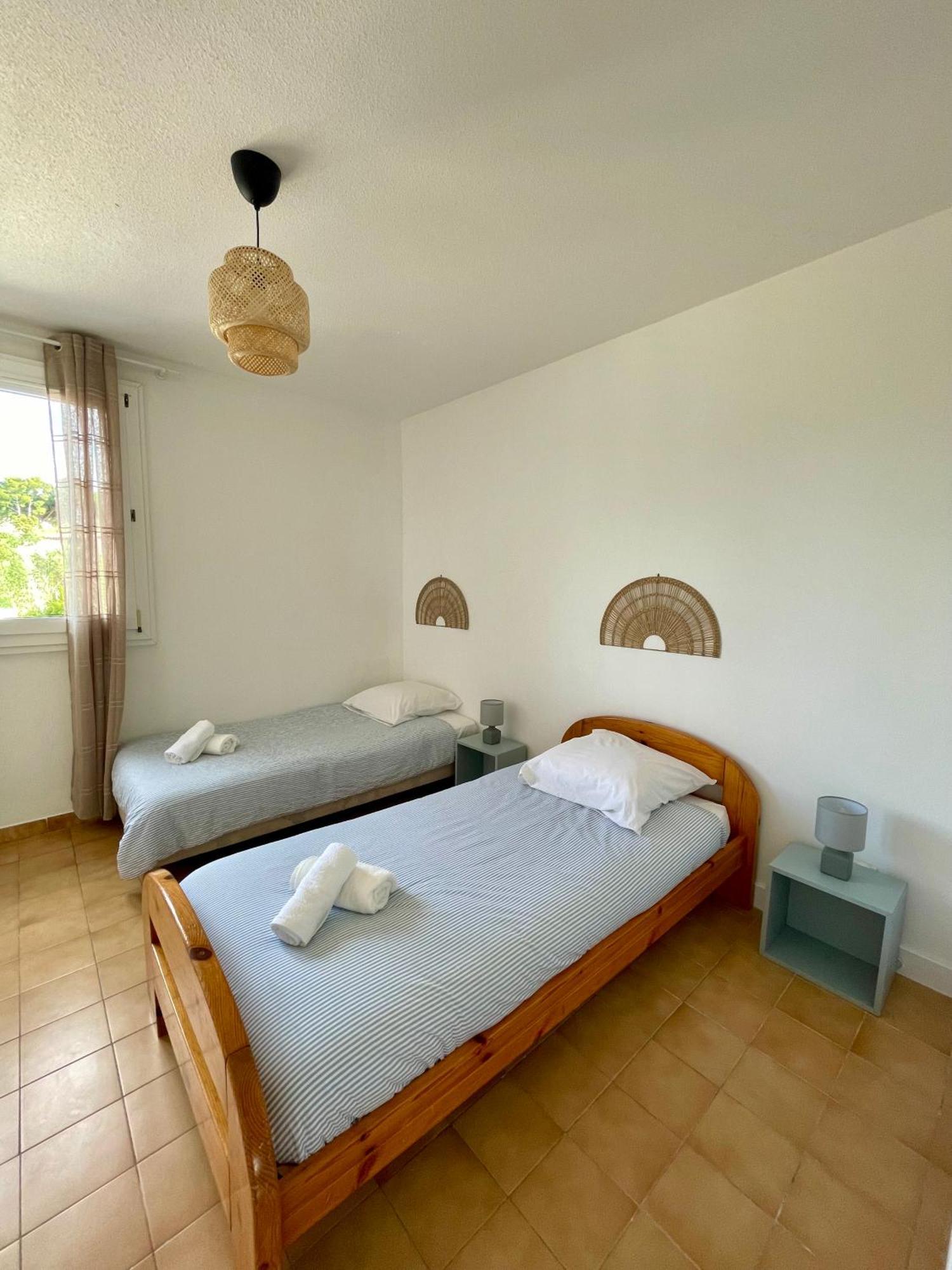 Superbe Duplex Refait A Neuf ! Hyères Exterior foto